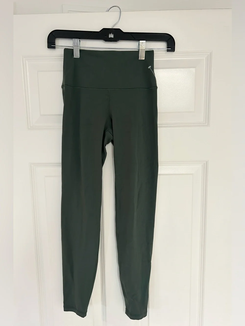 Old Navy Active High-Rise Sage Green Leggings